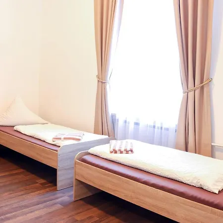 Fmm Hostel