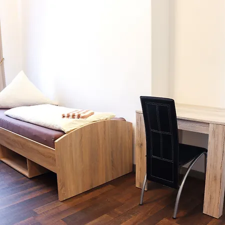 Fmm Hostel Memmingerberg