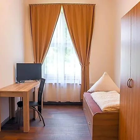 Fmm Hostel